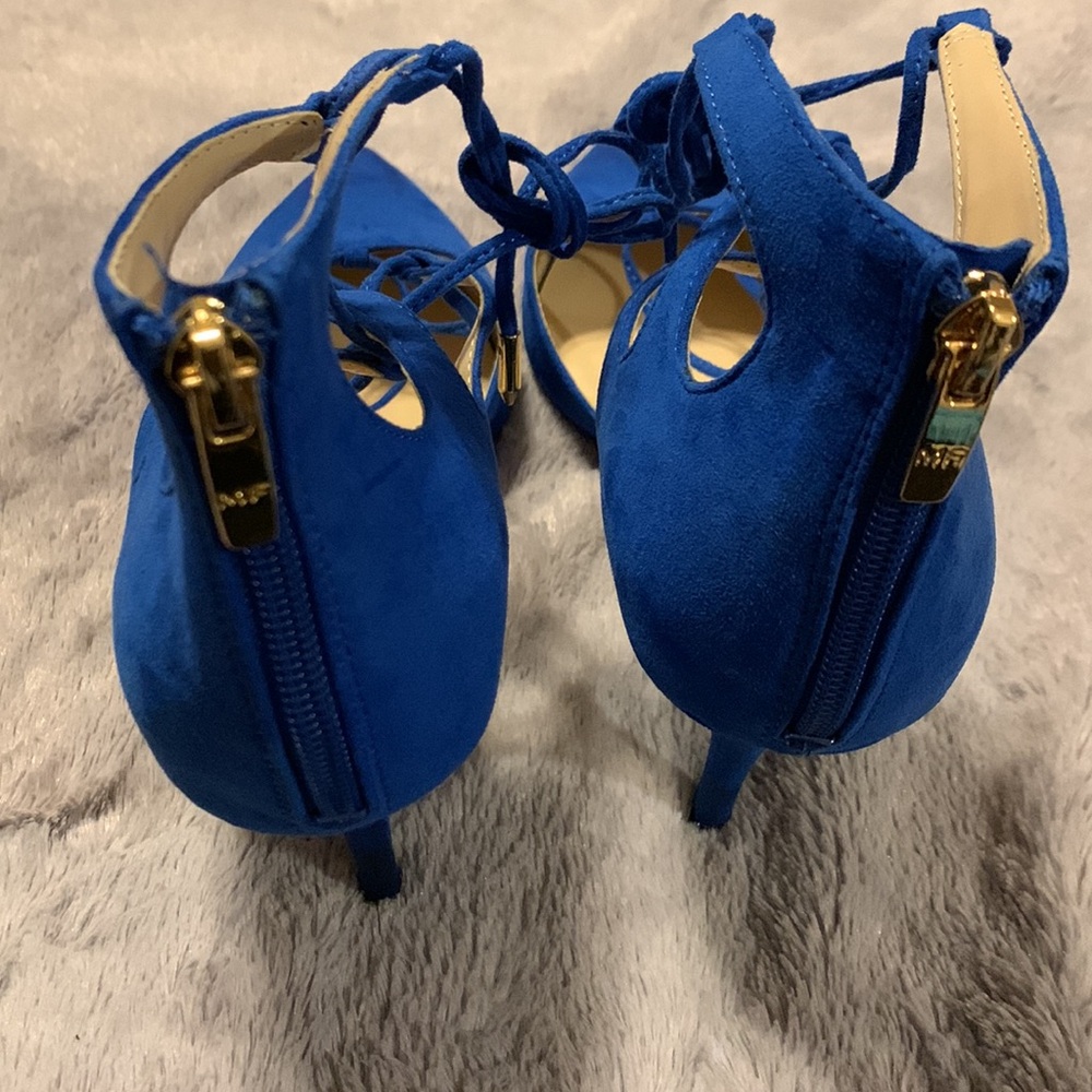 MARC Fisher Pumps 11M